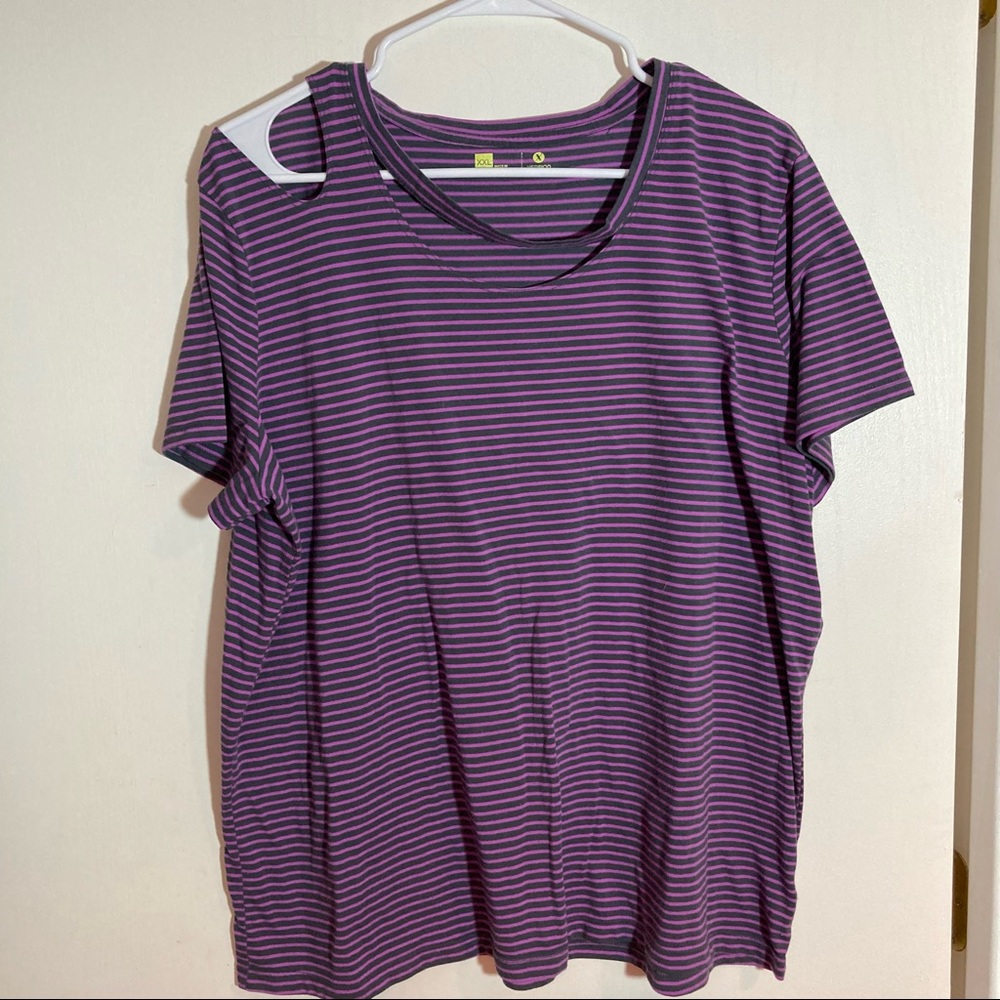 Xersion striped top XXL